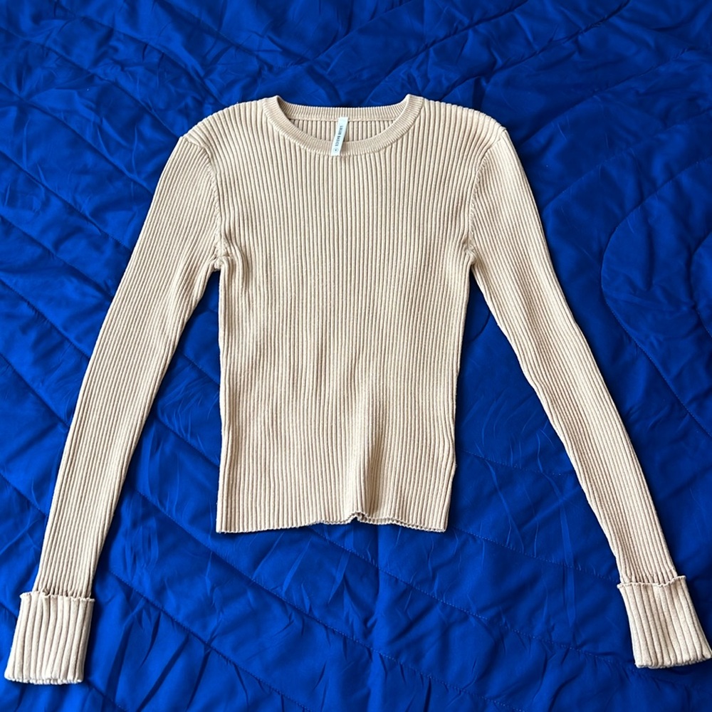 Lulus small top